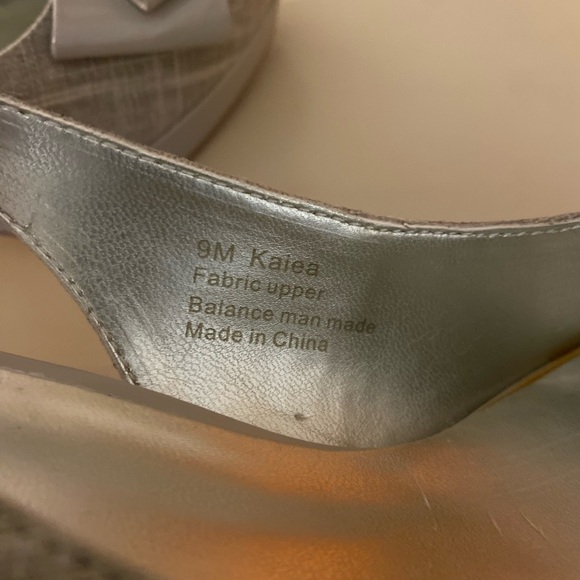 “COACH & FOUR” Kaiea Bow Sling Back Peep Toe - Picture 11 of 11